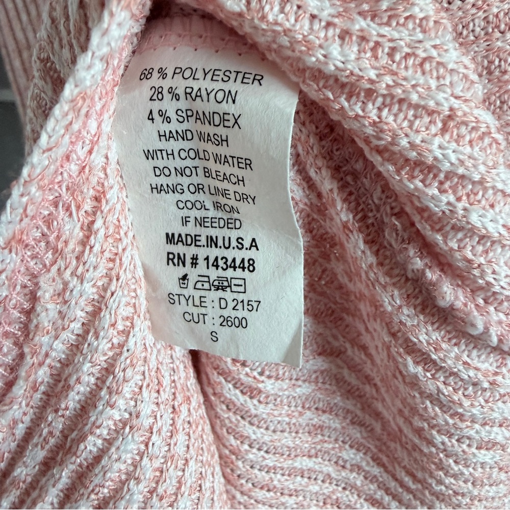 Pink Ribbed Knit V-Neck Dress/tunic - Picture 3 of 4